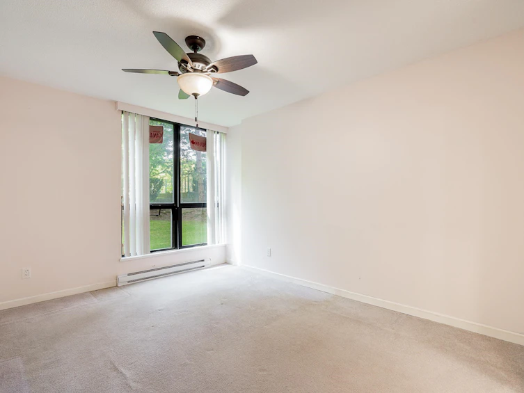 202-10899 University Drive, Surrey, BC, V3T 5V2 - 5