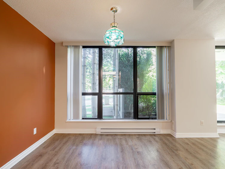 202-10899 University Drive, Surrey, BC, V3T 5V2 - 8