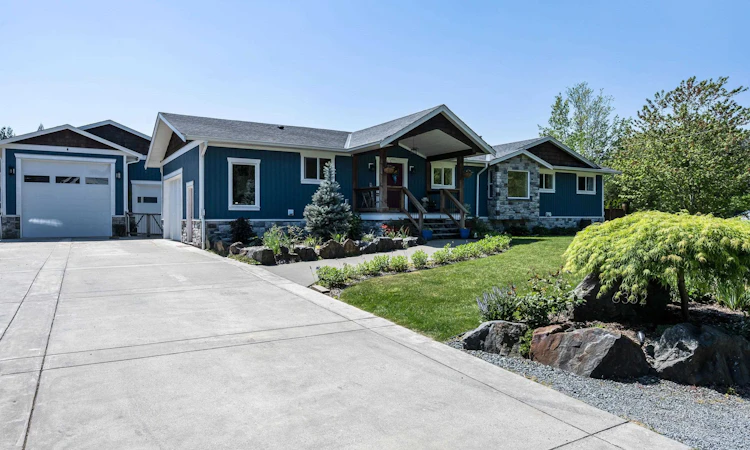 6352 Golf Road