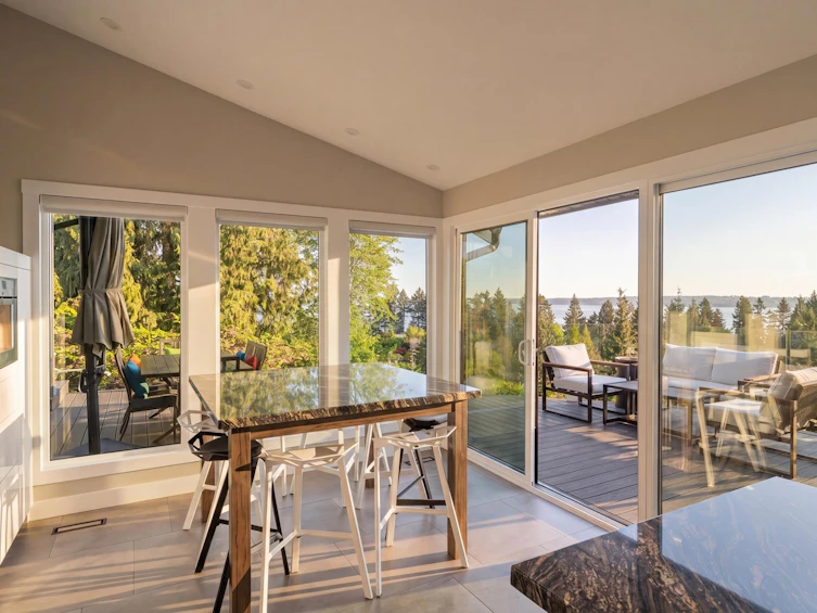4778 Meadfeild Court, West Vancouver, BC, V7W 2Y3 - 5
