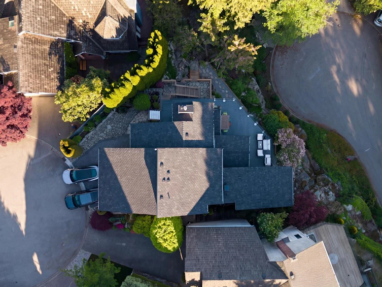 4778 Meadfeild Court, West Vancouver, BC, V7W 2Y3 - 38