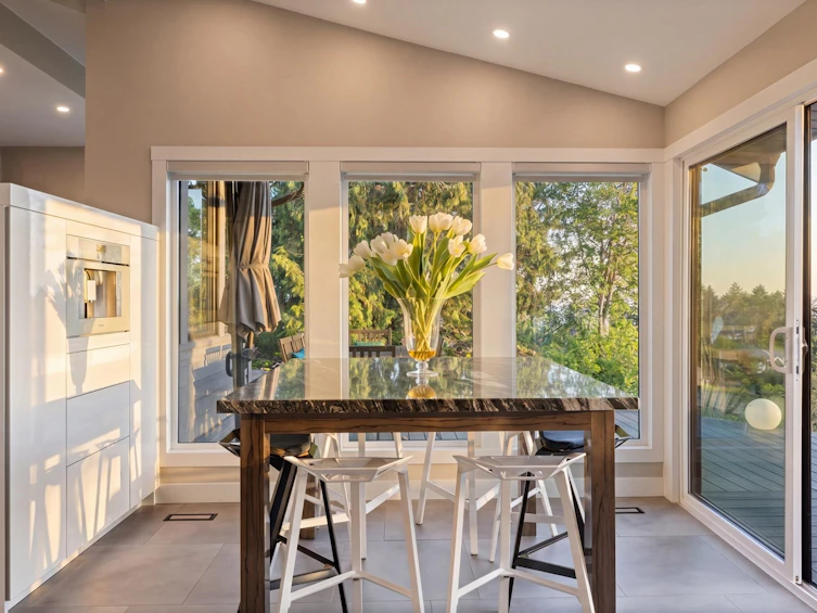 4778 Meadfeild Court, West Vancouver, BC, V7W 2Y3 - 6