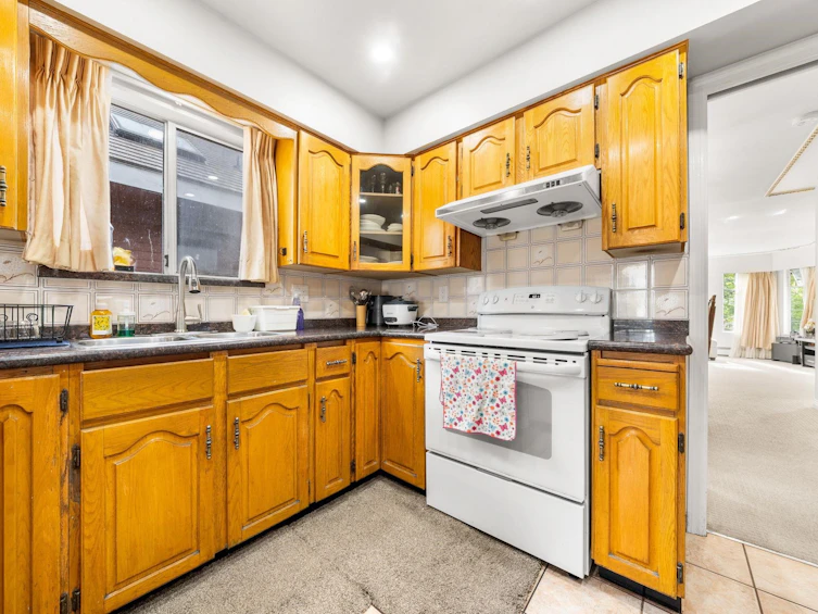 6070 Lanark Street, Vancouver, BC, V5P 2Y6 - 22
