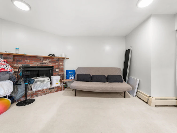 6070 Lanark Street, Vancouver, BC, V5P 2Y6 - 13