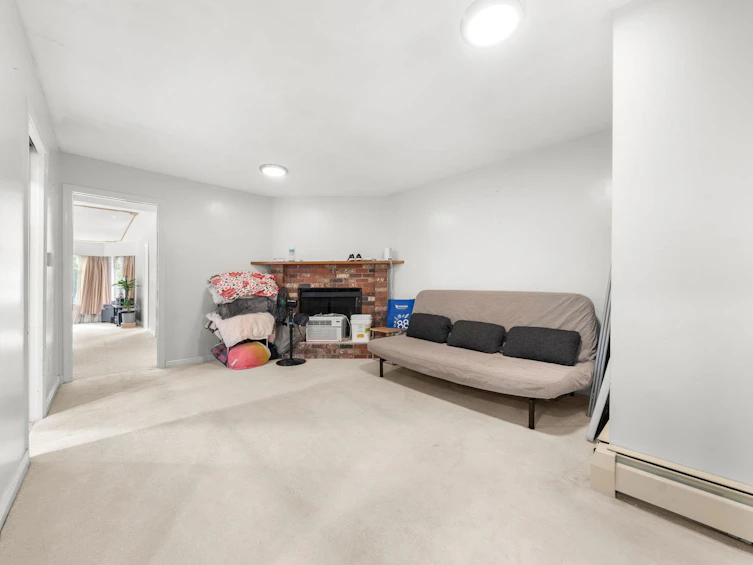6070 Lanark Street, Vancouver, BC, V5P 2Y6 - 14