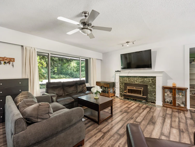 4108 196 Street, Surrey, BC, V3A 1A1 - 8