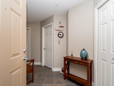 30-16655 64 Avenue - 4