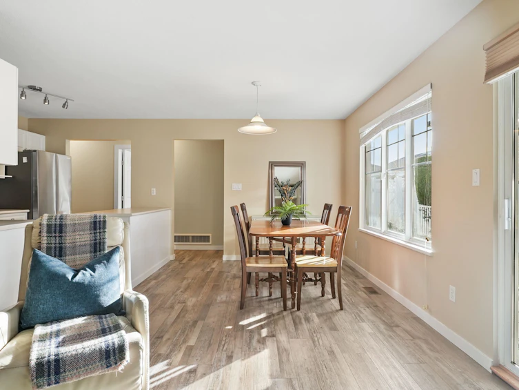 62-6885 184 Street, Surrey, BC, V3S 9G1 - 6