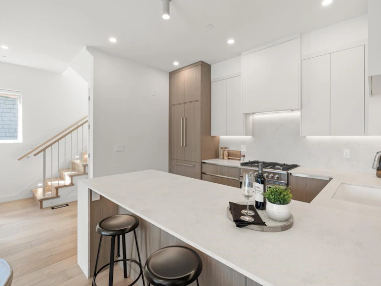 1-625 E 24th Avenue, Vancouver, BC, V5V 2A3 - 10