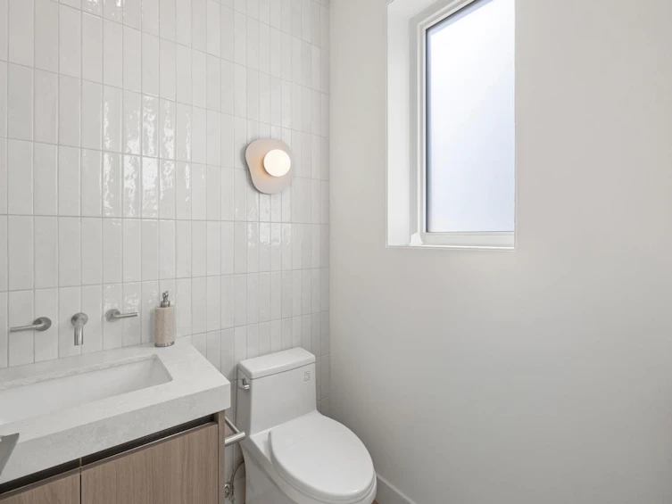 1-625 E 24th Avenue, Vancouver, BC, V5V 2A3 - 14