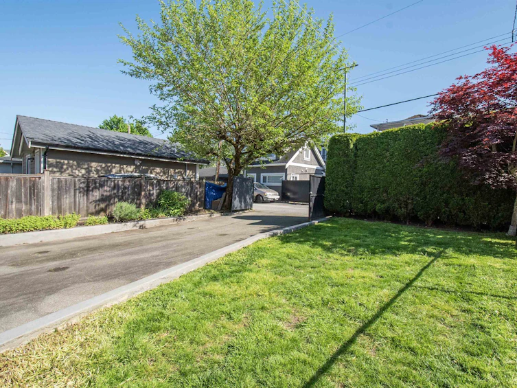 2248 Graveley Street, Vancouver, BC, V5L 3C2 - 38