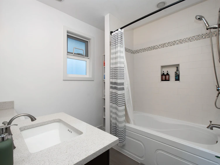 2248 Graveley Street, Vancouver, BC, V5L 3C2 - 22