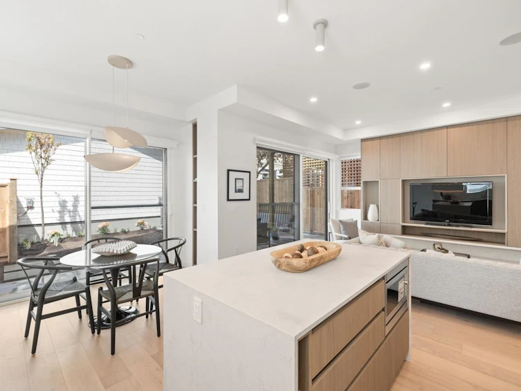 2-625 E 24th Avenue, Vancouver, BC, V5V 2A3 - 13