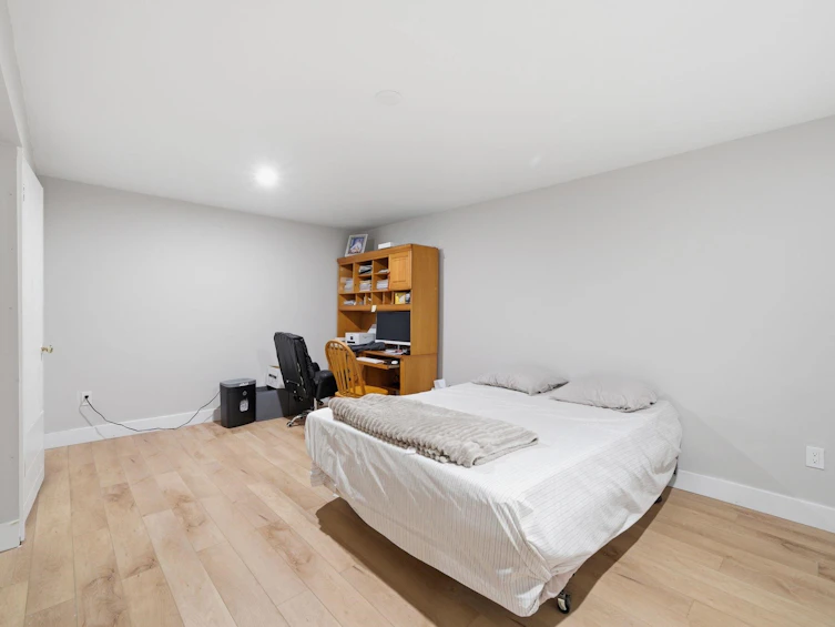 2291 Rainier Street, Abbotsford, BC, V2T 3E7 - 27