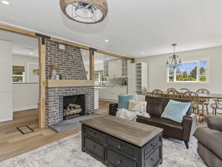 38139 Clarke Drive, Squamish, BC, V8B 0C8 - 7