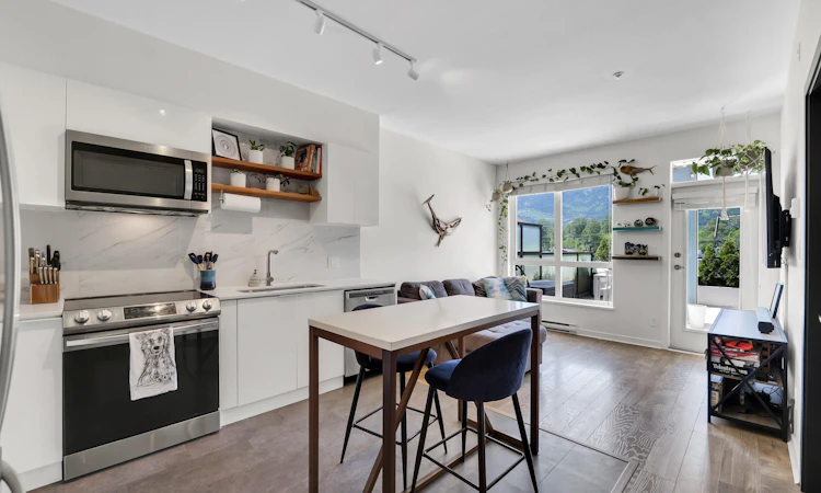 220-40437 Tantalus Road