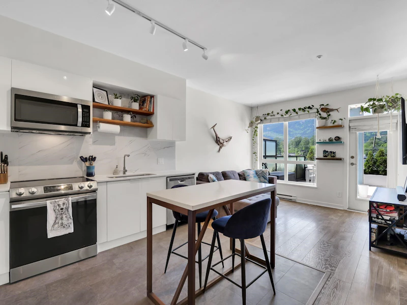 220 - 40437 Tantalus Road, Squamish BC V8B 0P9