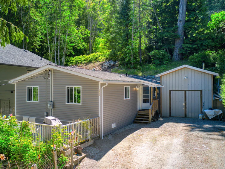 5200 Wesjac Road, Pender Harbour Egmont, BC, V0N 2H1
