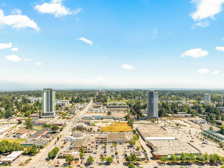 3701-13495 Central Avenue, Surrey, BC, V3T 0K2 - 31