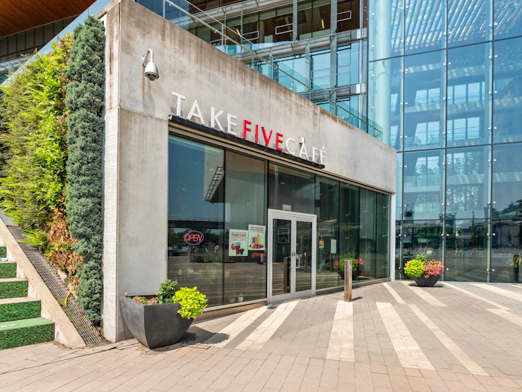 3701-13495 Central Avenue, Surrey, BC, V3T 0K2 - 35