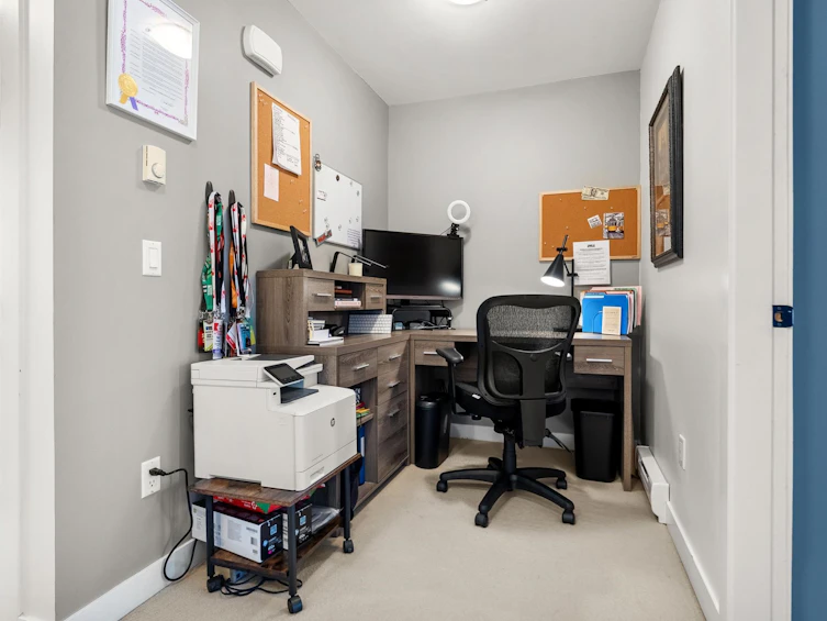 3-307 E 15th Street, North Vancouver, BC, V7L 2R6 - 34