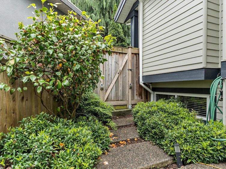 14915 35 Avenue, Surrey, BC, V3Z 0T4 - 38
