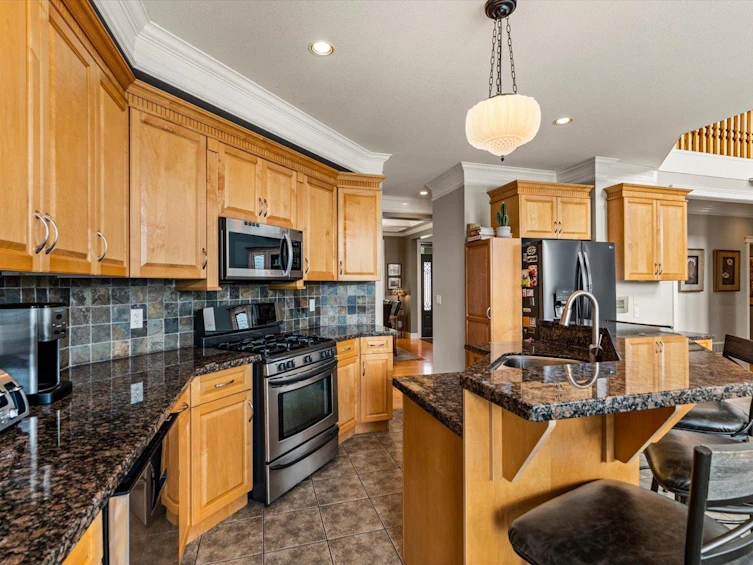 14915 35 Avenue, Surrey, BC, V3Z 0T4 - 8