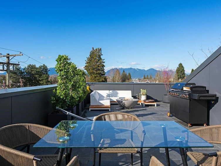 692 W 29th Avenue, Vancouver, BC, V5Z 2H9 - 32
