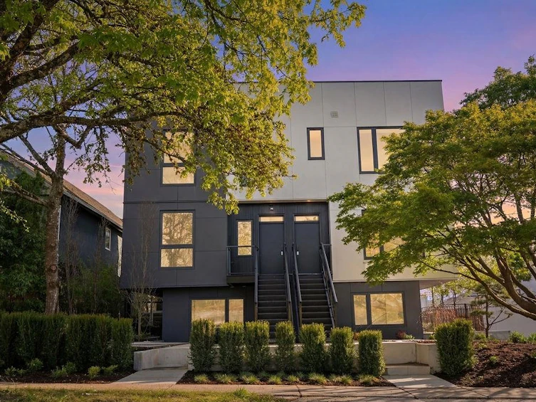 692 W 29th Avenue, Vancouver, BC, V5Z 2H9 - 38