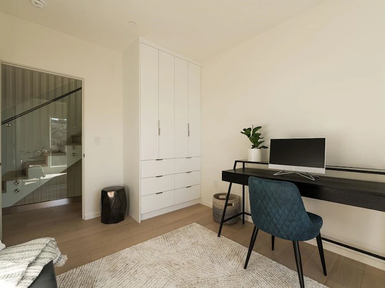 692 W 29th Avenue, Vancouver, BC, V5Z 2H9 - 29