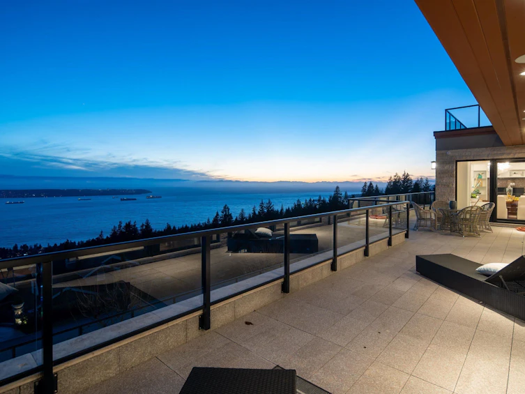 2426 Halston Court, West Vancouver, BC, V7S 3K3 - 36