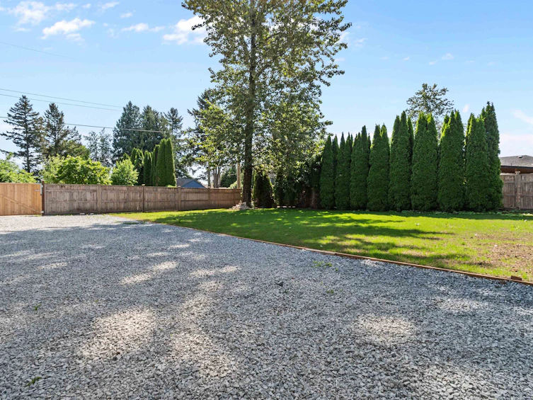 8881 Nowell Street, Chilliwack, BC, V2P 4X3 - 32