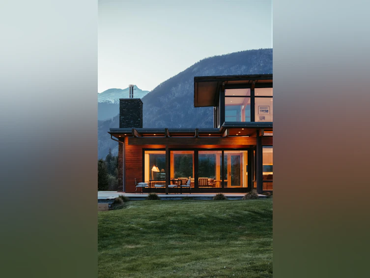9209 Pemberton Meadows Road, Pemberton, BC, V0N 2L0 - 37