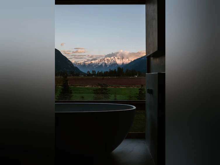9209 Pemberton Meadows Road, Pemberton, BC, V0N 2L0 - 24