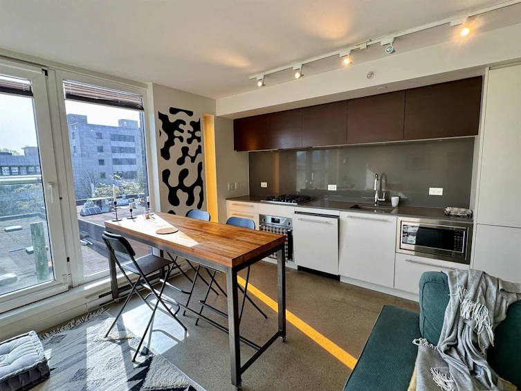 803-150 E Cordova Street, Vancouver, BC, V6A 0E7 - 3