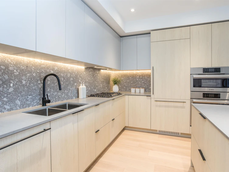 PH521-2471 St. George Street, Vancouver, BC, V5T 1W9 - 11