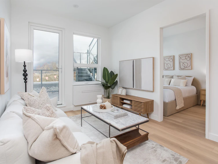 PH521-2471 St. George Street, Vancouver, BC, V5T 1W9 - 2