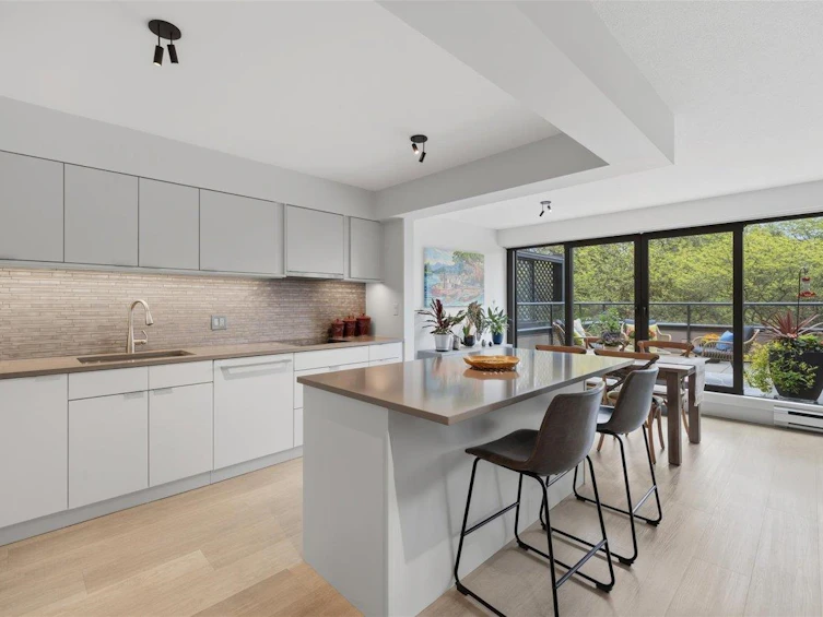 49-1425 Lamey's Mill Road, Vancouver, BC, V6H 3W2 - 9