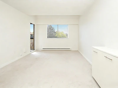 413-8120 Colonial Drive - 2