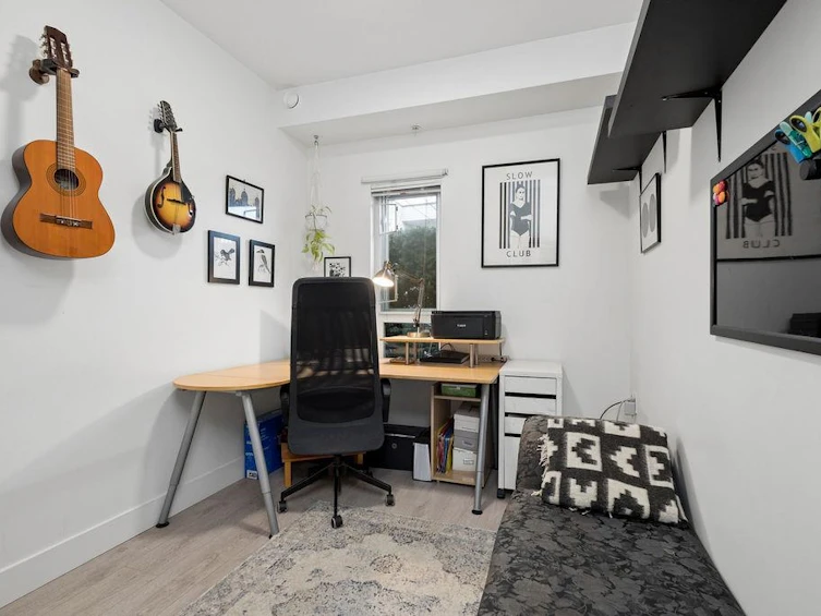 4860 Slocan Street, Vancouver, BC, V5R 2A3 - 17