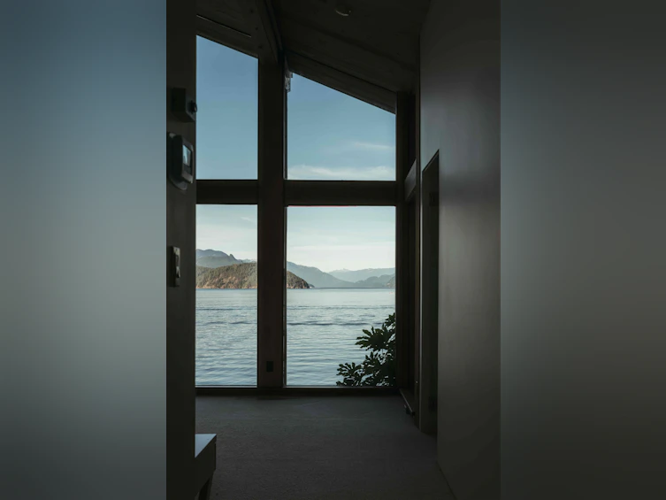370-374 Smugglers Cove Road, Bowen Island, BC, V0N 1G1 - 21