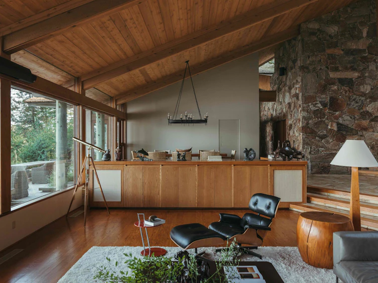 370-374 Smugglers Cove Road, Bowen Island, BC, V0N 1G1 - 16