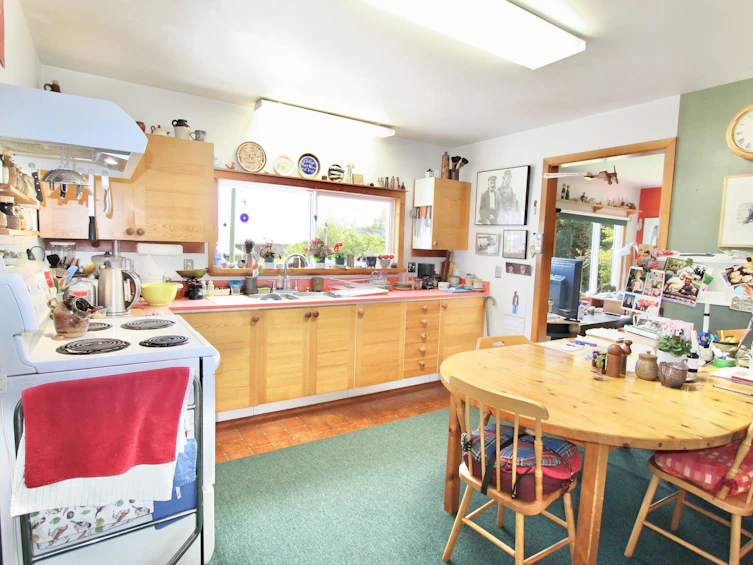 556 Davis Road, Queen Charlotte (Village), BC, V0T 1Y0 - 16