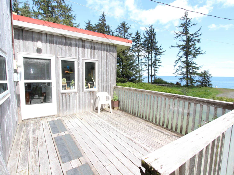 556 Davis Road, Queen Charlotte (Village), BC, V0T 1Y0 - 24