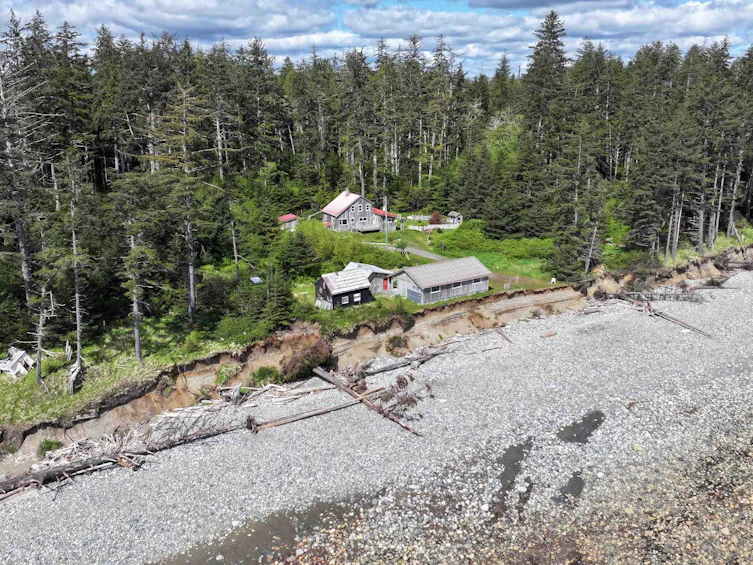 556 Davis Road, Queen Charlotte (Village), BC, V0T 1Y0 - 3