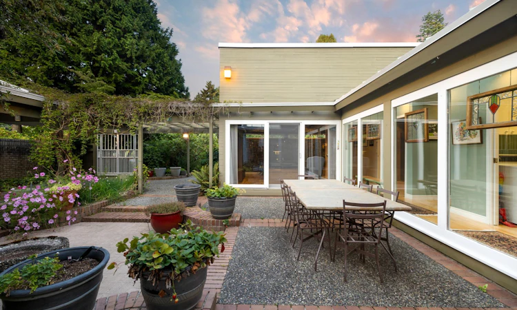 535 English Bluff Road