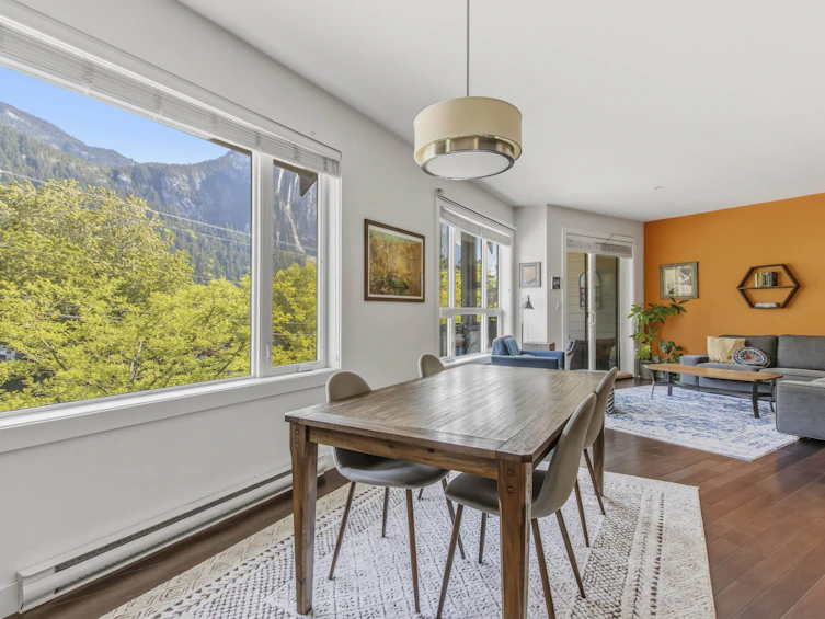 208-1909 Maple Drive, Squamish, BC, V8B 0T1 - 3
