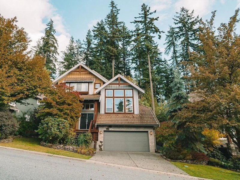 26 Ashwood Drive, Port Moody BC V3H 5H2