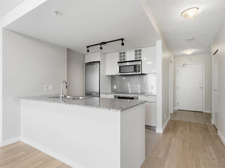 1605-788 Hamilton Street, Vancouver, BC, V6B 0E9 - 8