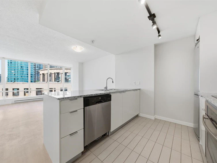 1605-788 Hamilton Street, Vancouver, BC, V6B 0E9 - 12